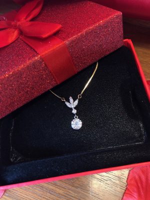 Valentines Gift Diamond Necklace Valentines Gift Diamond Necklace